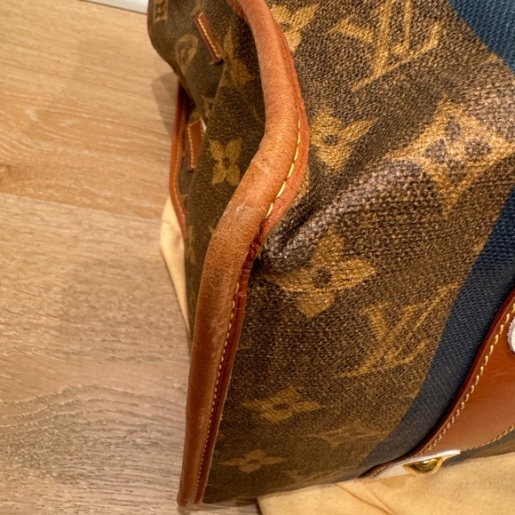 Authentic Louis Vuitton Monogram Tisse Sac Rayure GM Tote Bag - Picture 9 of 16